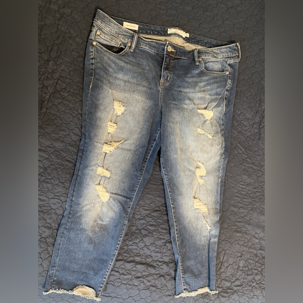 Torrid boyfriend jeans size 22!